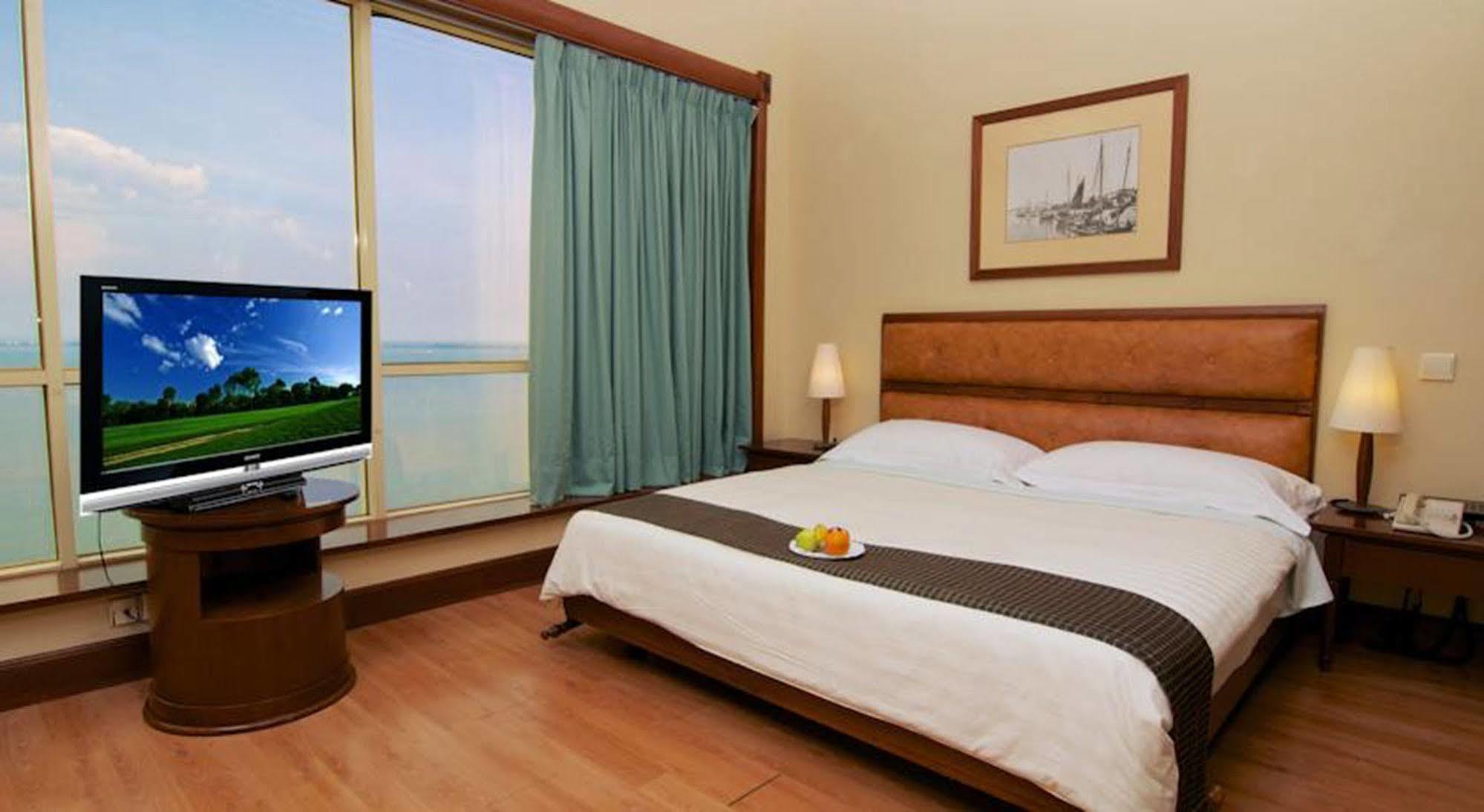 槟城诺瑟姆套房酒店 乔治敦 外观 照片 A room at the hotel