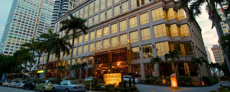 槟城诺瑟姆套房酒店 乔治敦 外观 照片 The Peninsula Manila